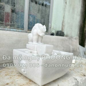 Tháp nước Nghê đá