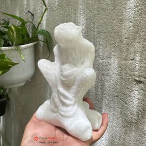 Tượng khỉ đá cho Tuổi Thân