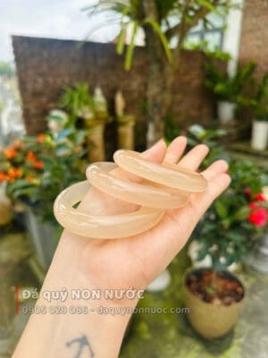 Vòng Chalcedony