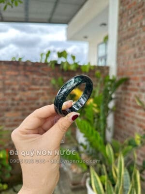 Kiềng tay đá ngọc lam